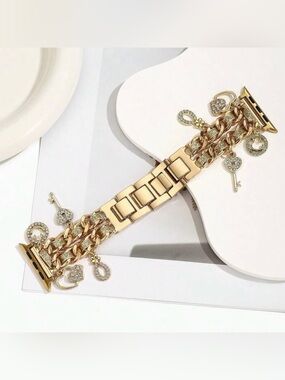 Gold Charm Chain Bracelet for Women - Elegant Sparkling Hearts 39-48mm
